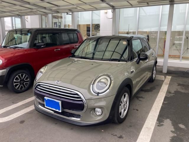 MINI COOPER 5DOOR