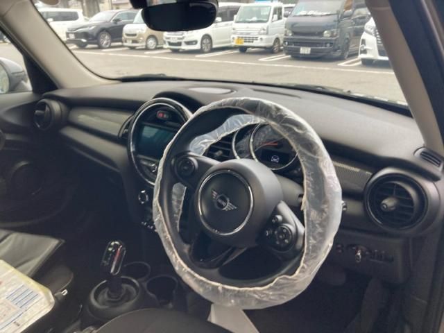 MINI COOPER 5DOOR