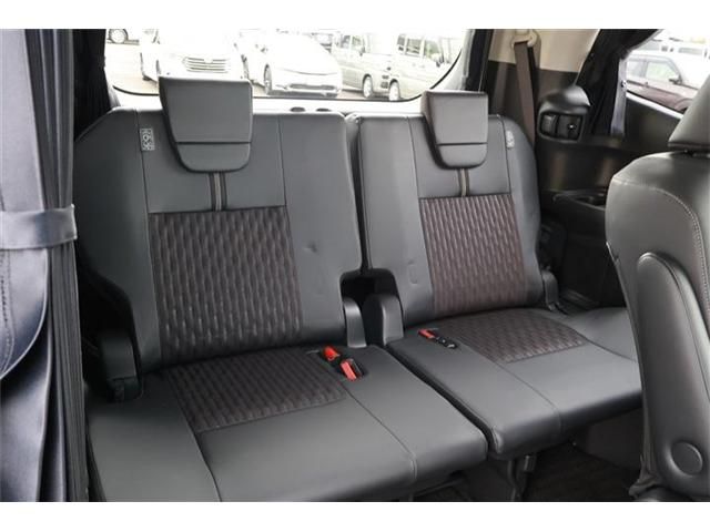 NOAH HYBRID 4WD
