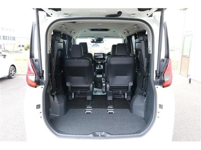NOAH HYBRID 4WD