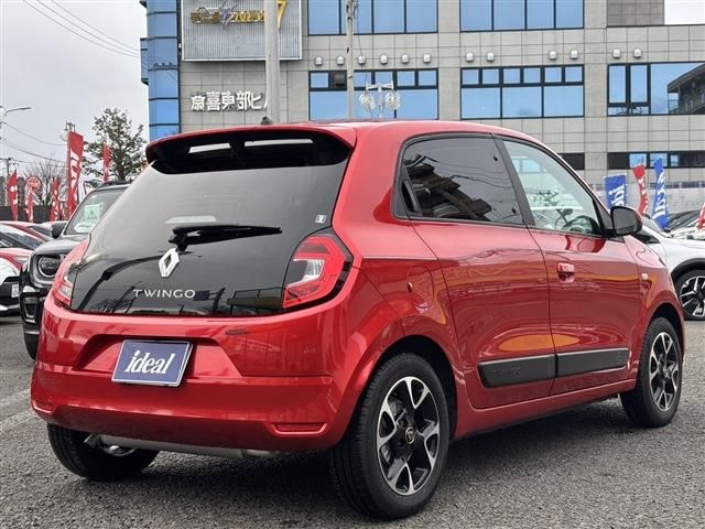 RENAULT TWINGO