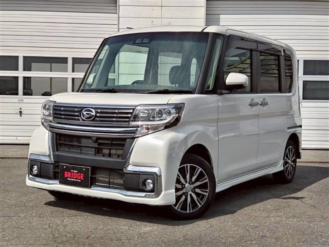 TANTO CUSTOM 4WD
