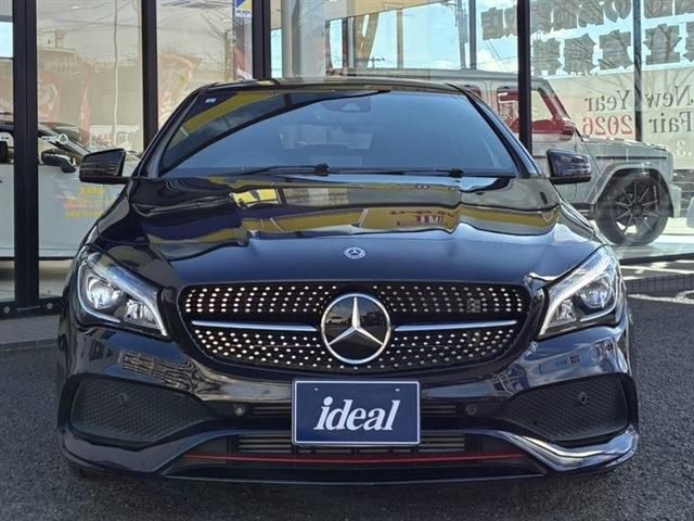 MERCEDES BENZ CLA Shooting Brake