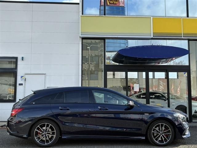 MERCEDES BENZ CLA Shooting Brake