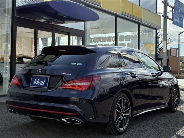 MERCEDES BENZ CLA Shooting Brake