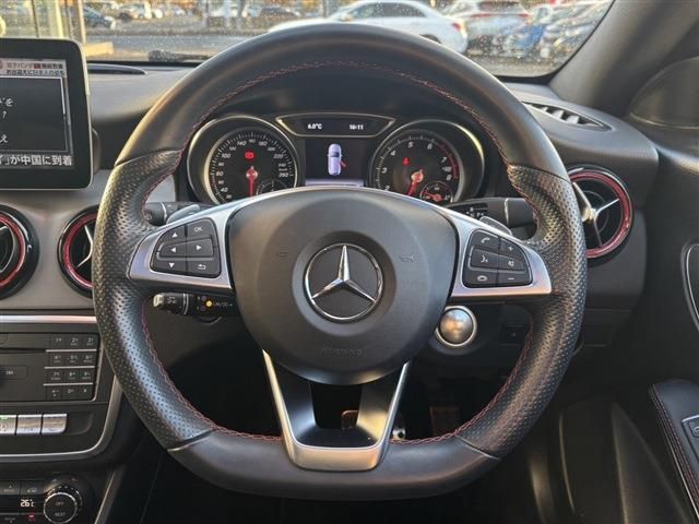 MERCEDES BENZ CLA Shooting Brake
