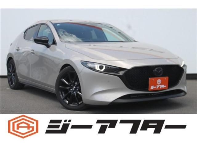 MAZDA3 FASTBACK