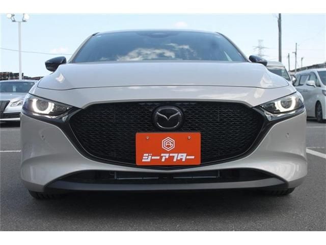 MAZDA3 FASTBACK