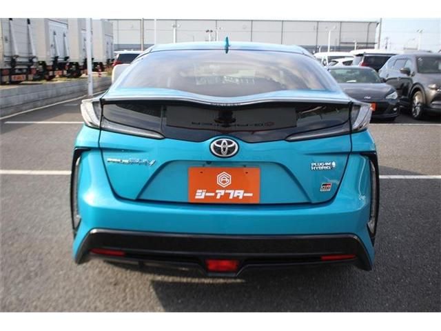 PRIUS PHV
