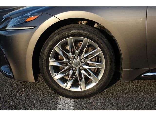 LEXUS LS500h