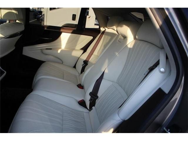LEXUS LS500h