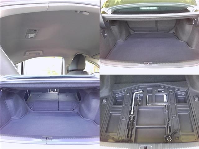 LEXUS IS300h