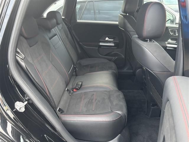 MERCEDES BENZ B-Class