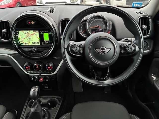 BMW MINI COOPER SD CROSSOVER
