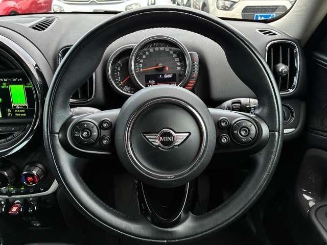 BMW MINI COOPER SD CROSSOVER