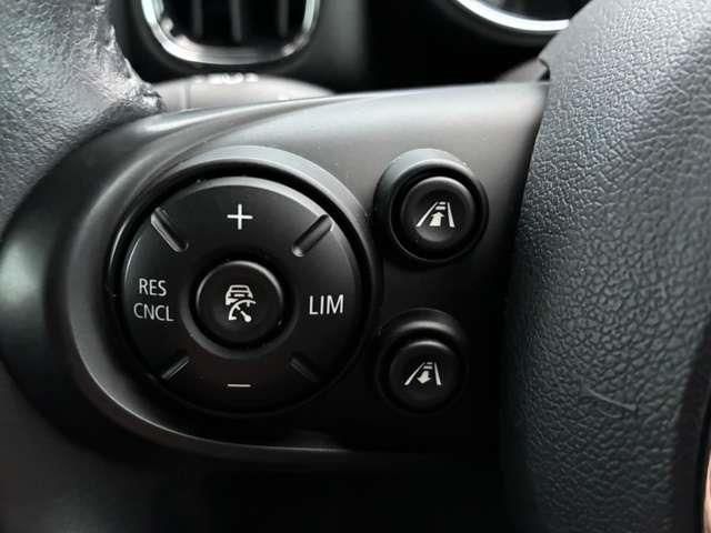 BMW MINI COOPER SD CROSSOVER