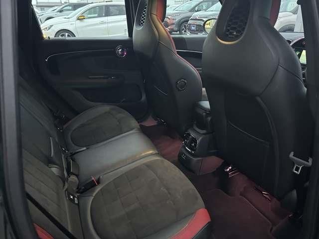 BMW MINI CROSSOVER