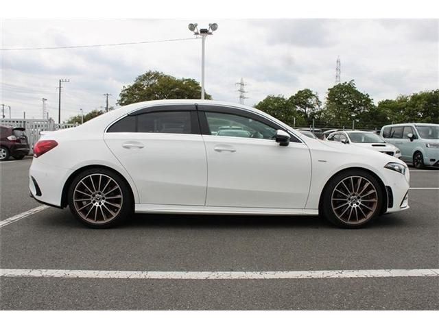 MERCEDES BENZ A class sedan