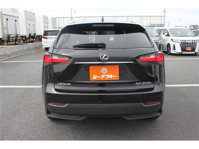 LEXUS NX300h