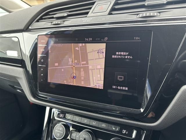 VOLKSWAGEN GOLF TOURAN