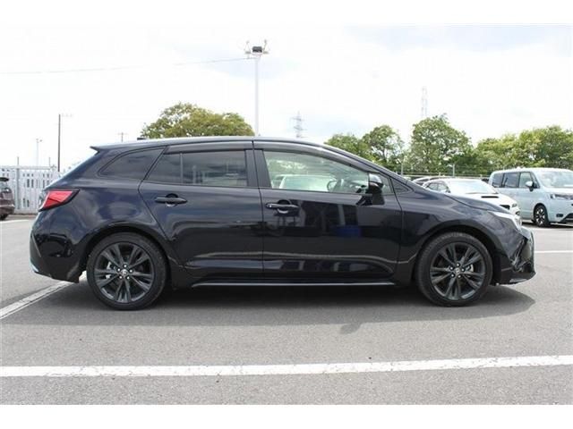 COROLLA TOURING HYBRID