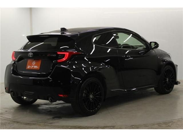 GR YARIS