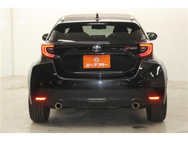 GR YARIS