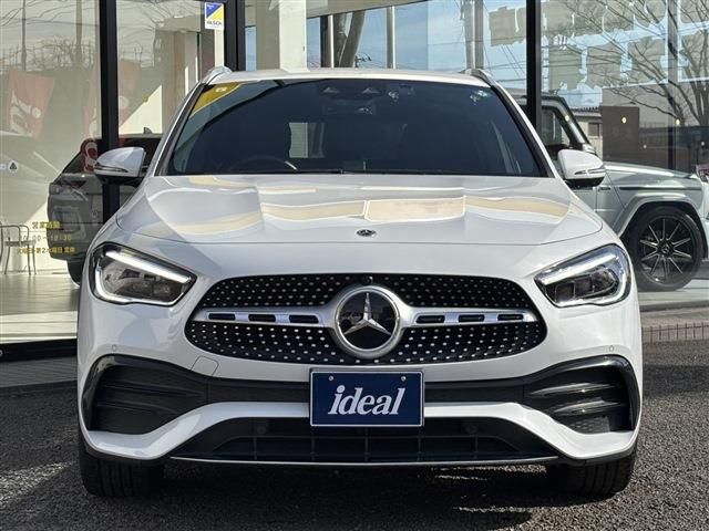 MERCEDES BENZ GLA class