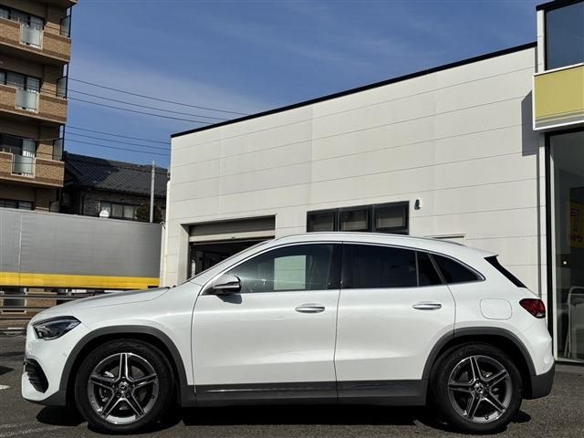 MERCEDES BENZ GLA class