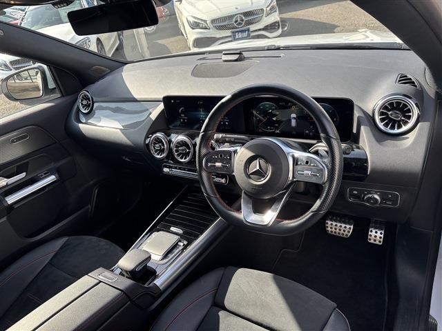 MERCEDES BENZ GLA class