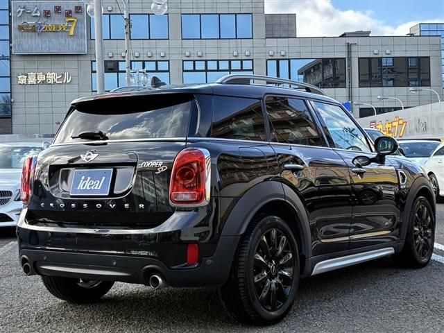 BMW MINI COOPER SD CROSSOVER