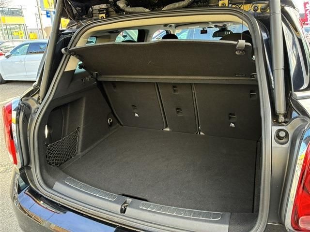 BMW MINI COOPER SD CROSSOVER