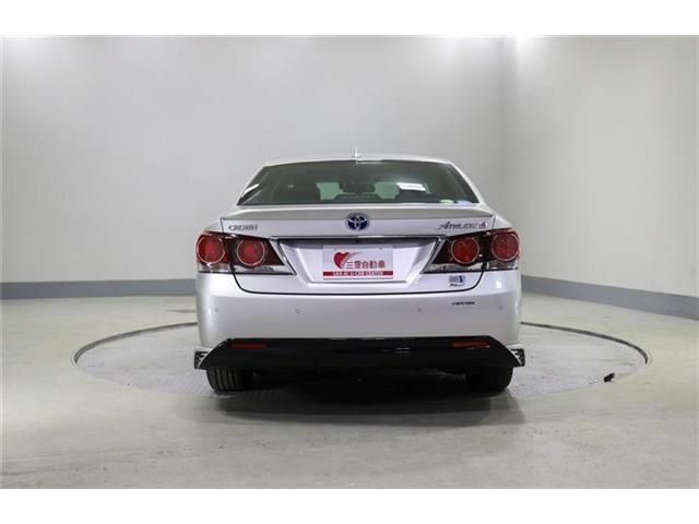 CROWN sedan hybrid 4WD