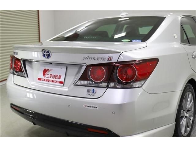 CROWN sedan hybrid 4WD