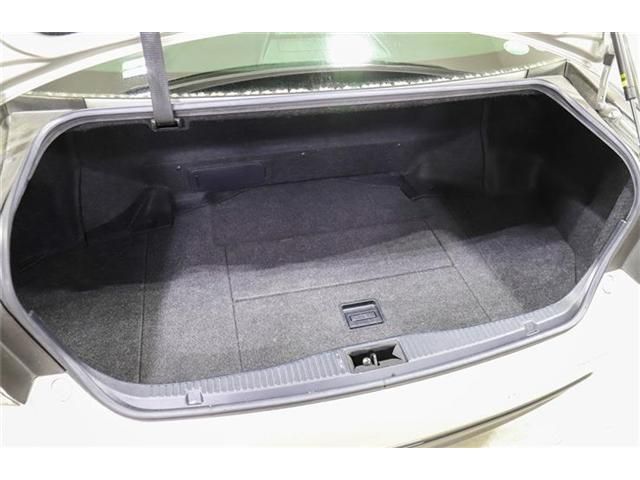 CROWN sedan hybrid 4WD