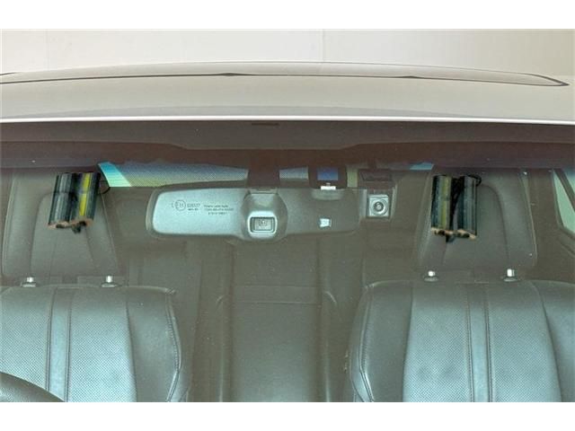 CROWN sedan hybrid 4WD