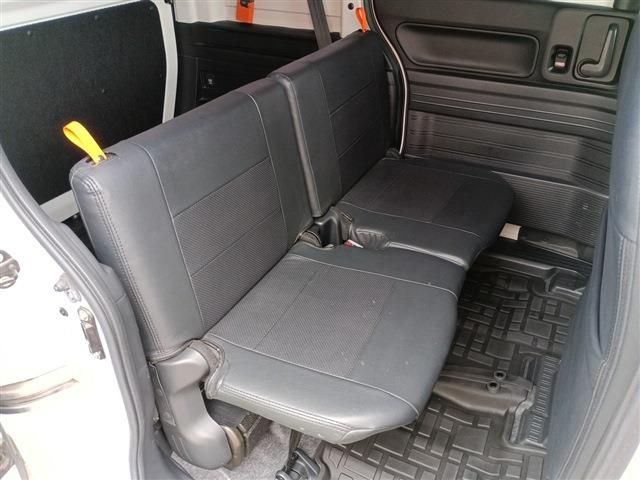 N-VAN