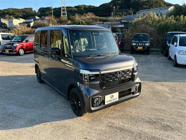 N-BOX CUSTOM