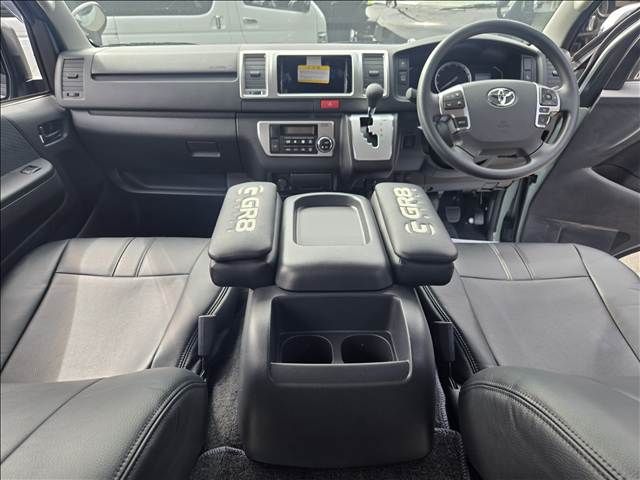 HIACE van 2WD