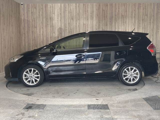 PRIUS Alpha