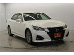 CROWN sedan hybrid