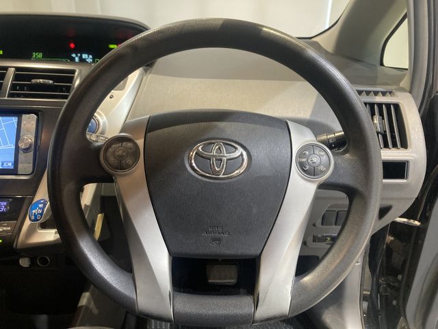 PRIUS Alpha