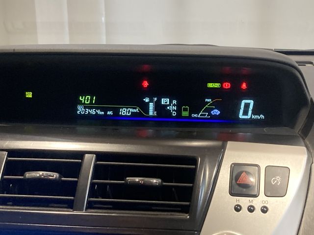 PRIUS Alpha