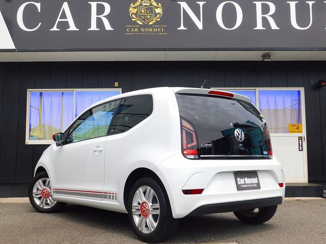 VOLKSWAGEN up!