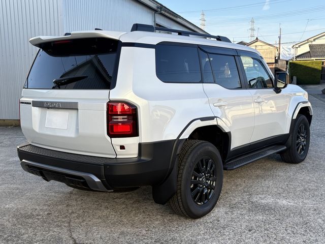 LANDCRUISER 250