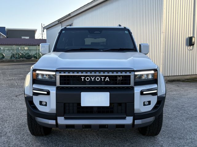 LANDCRUISER 250