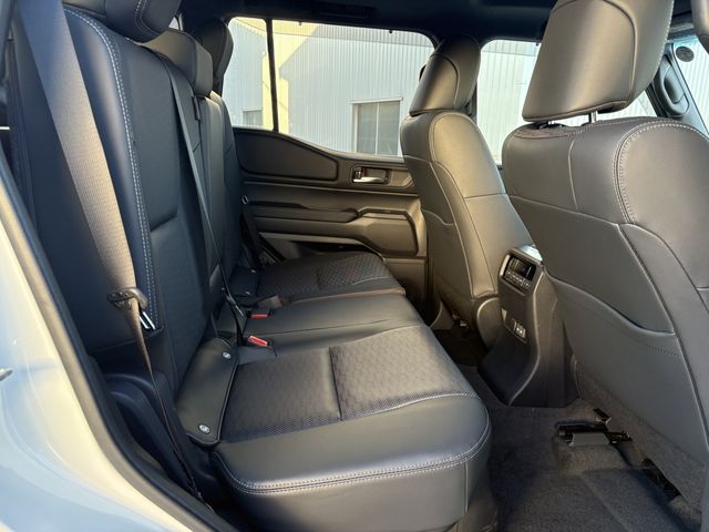 LANDCRUISER 250