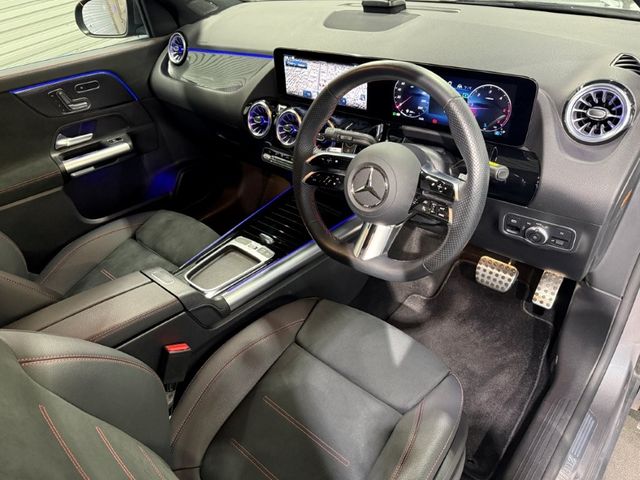 MERCEDES BENZ GLA class