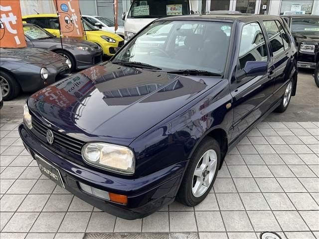 VOLKSWAGEN GOLF