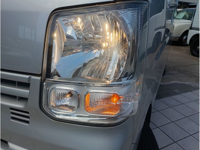 NV100 CLIPPER